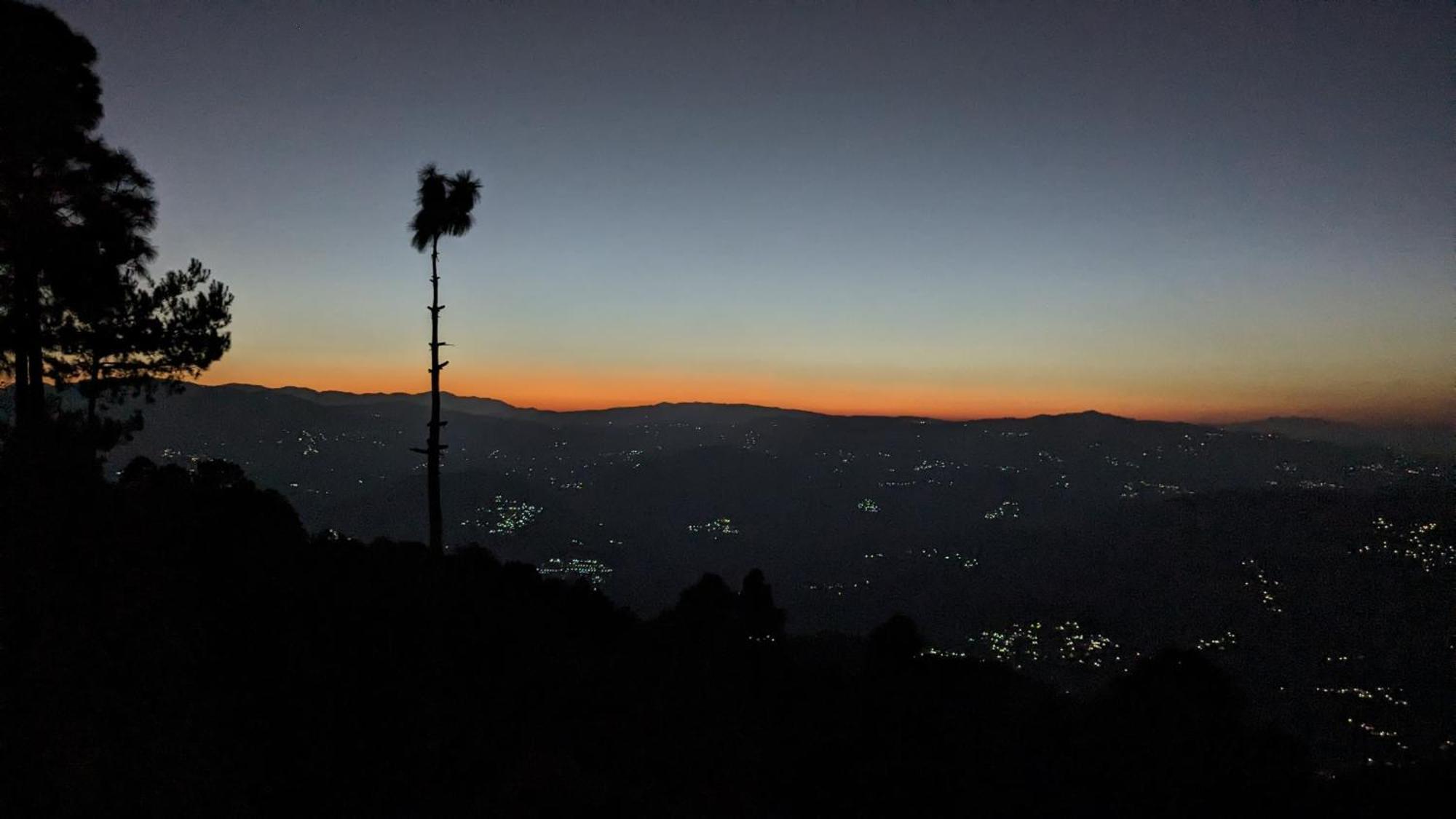 The Buransh Inn Almora Exteriér fotografie